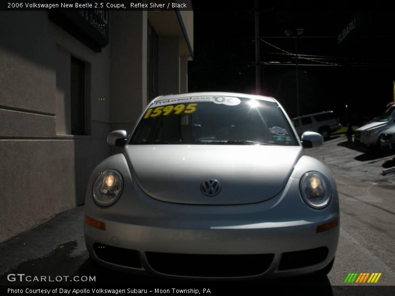 Reflex Silver / Black 2006 Volkswagen New Beetle 2.5 Coupe