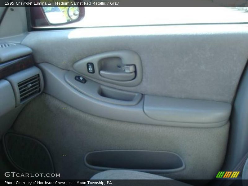 Medium Garnet Red Metallic / Gray 1995 Chevrolet Lumina LS