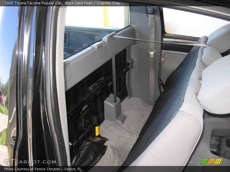 Black Sand Pearl / Graphite Gray 2005 Toyota Tacoma Regular Cab