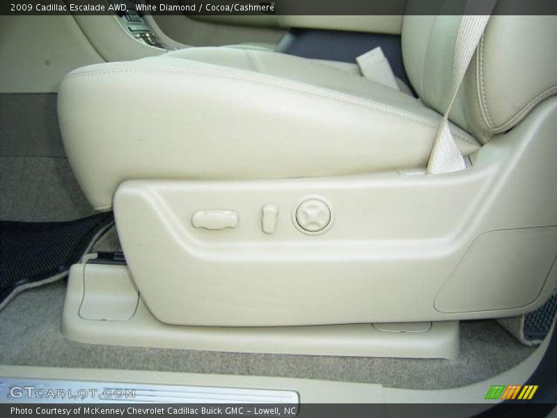 White Diamond / Cocoa/Cashmere 2009 Cadillac Escalade AWD