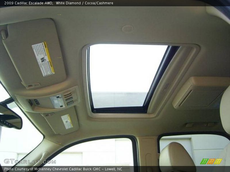 White Diamond / Cocoa/Cashmere 2009 Cadillac Escalade AWD