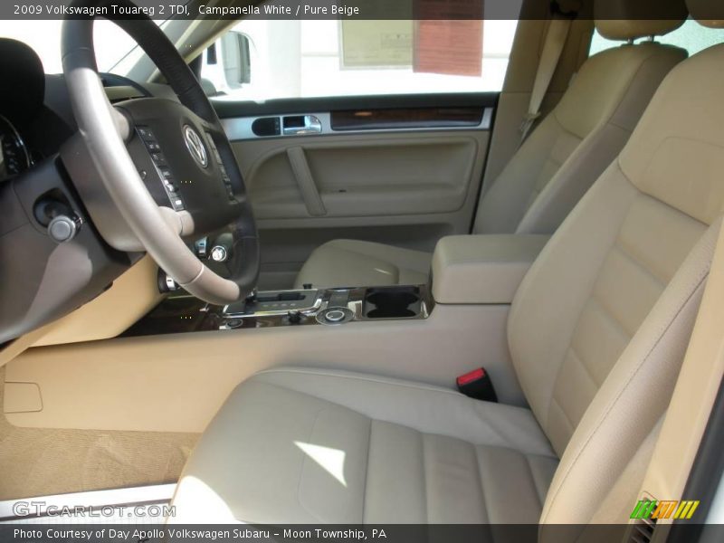 Campanella White / Pure Beige 2009 Volkswagen Touareg 2 TDI