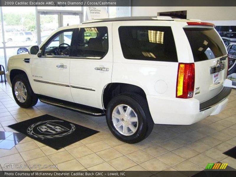 White Diamond / Cocoa/Cashmere 2009 Cadillac Escalade AWD