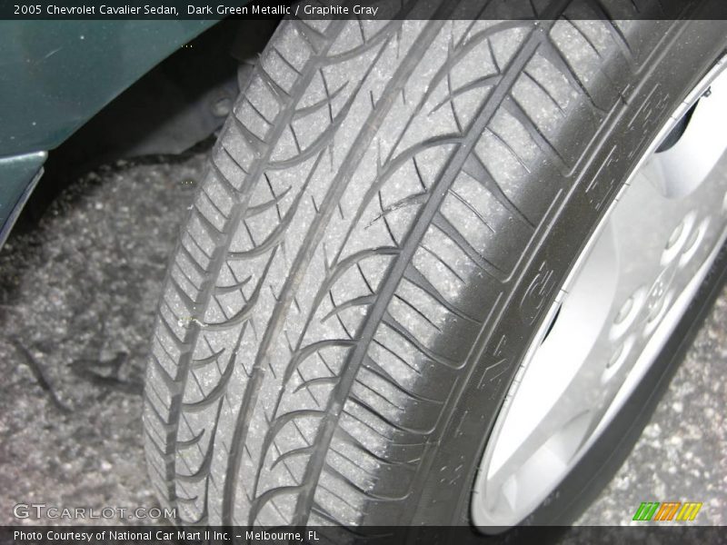 Dark Green Metallic / Graphite Gray 2005 Chevrolet Cavalier Sedan