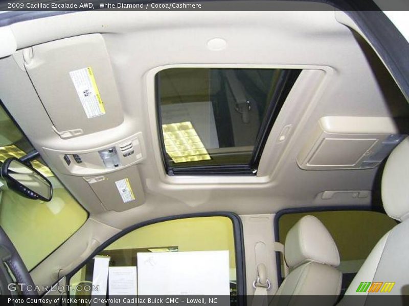 White Diamond / Cocoa/Cashmere 2009 Cadillac Escalade AWD