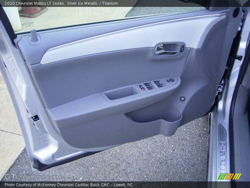 Silver Ice Metallic / Titanium 2010 Chevrolet Malibu LT Sedan