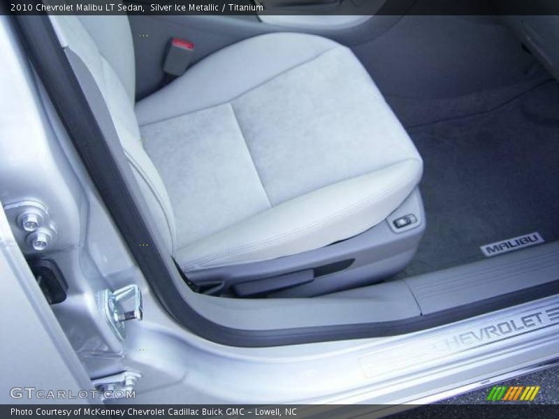 Silver Ice Metallic / Titanium 2010 Chevrolet Malibu LT Sedan