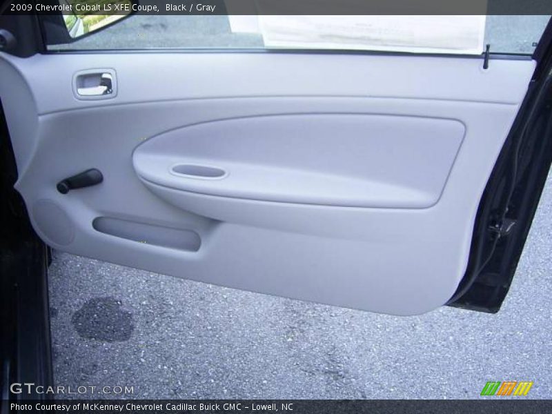 Black / Gray 2009 Chevrolet Cobalt LS XFE Coupe