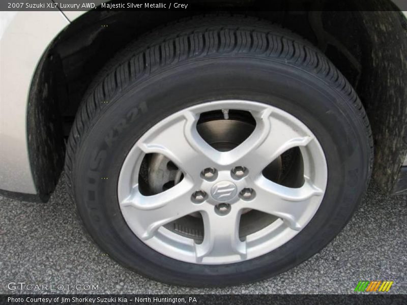 Majestic Silver Metallic / Grey 2007 Suzuki XL7 Luxury AWD