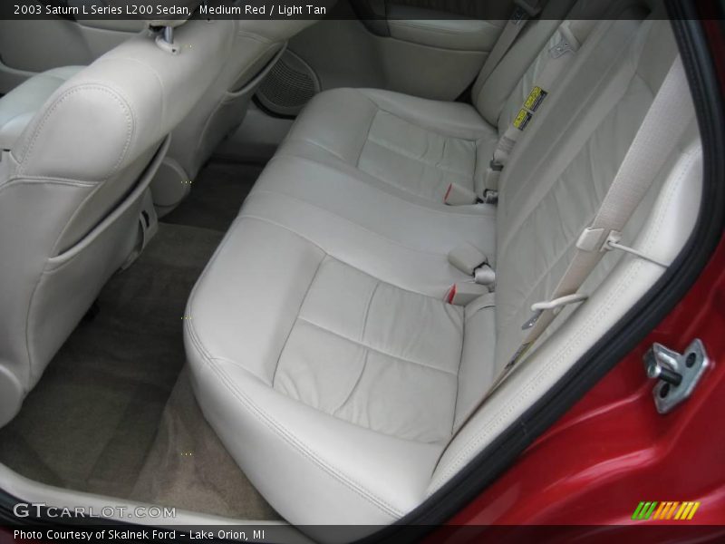 Medium Red / Light Tan 2003 Saturn L Series L200 Sedan