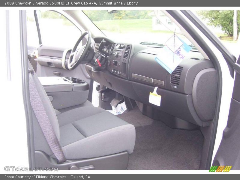 Summit White / Ebony 2009 Chevrolet Silverado 3500HD LT Crew Cab 4x4
