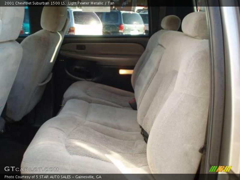 Light Pewter Metallic / Tan 2001 Chevrolet Suburban 1500 LS