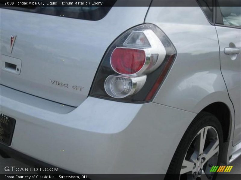 Liquid Platinum Metallic / Ebony 2009 Pontiac Vibe GT
