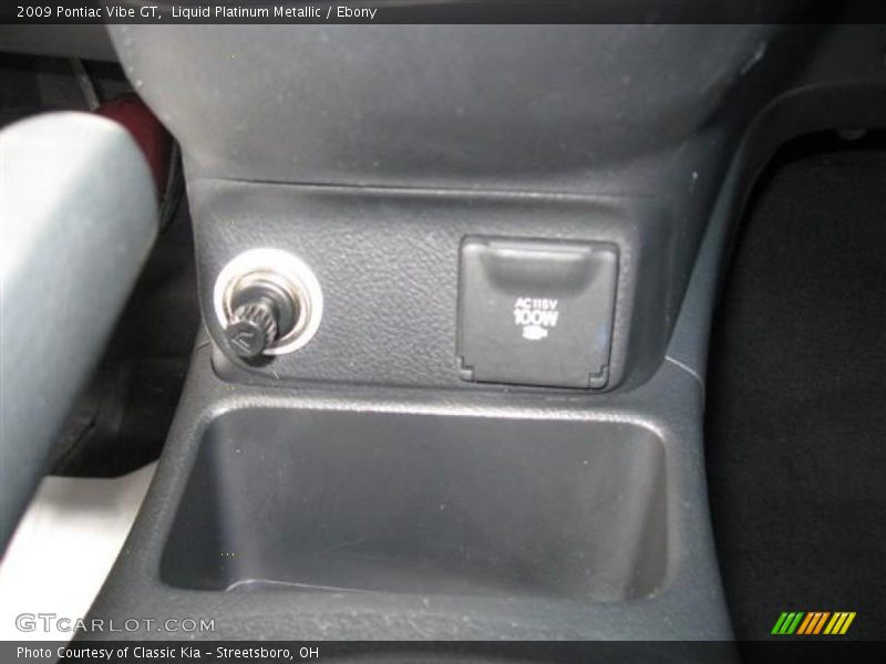 Liquid Platinum Metallic / Ebony 2009 Pontiac Vibe GT