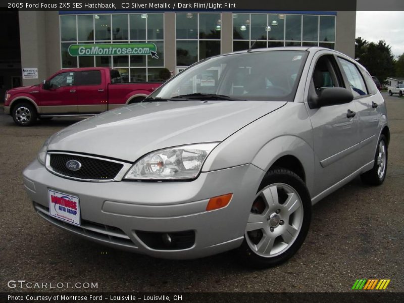 CD Silver Metallic / Dark Flint/Light Flint 2005 Ford Focus ZX5 SES Hatchback
