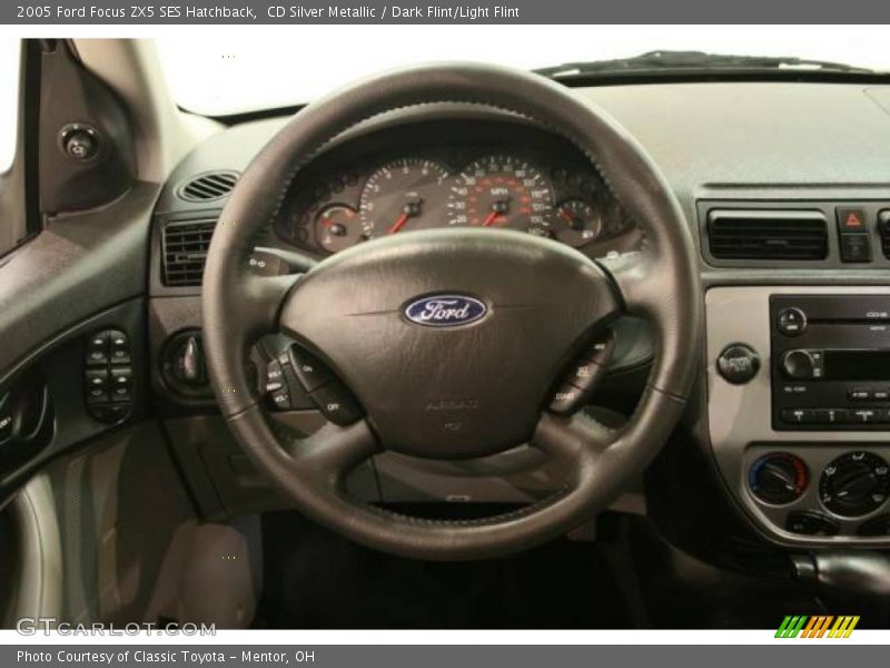 CD Silver Metallic / Dark Flint/Light Flint 2005 Ford Focus ZX5 SES Hatchback