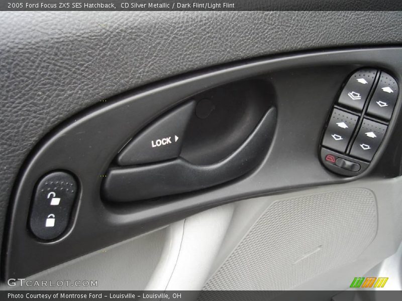 CD Silver Metallic / Dark Flint/Light Flint 2005 Ford Focus ZX5 SES Hatchback