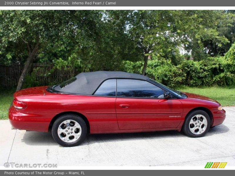Inferno Red Pearl / Camel 2000 Chrysler Sebring JXi Convertible