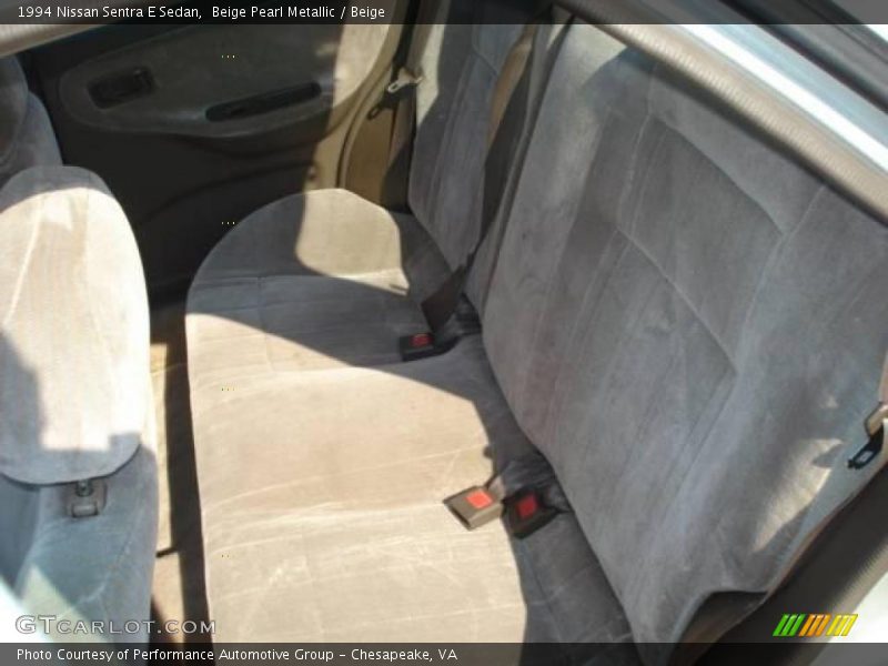 Beige Pearl Metallic / Beige 1994 Nissan Sentra E Sedan