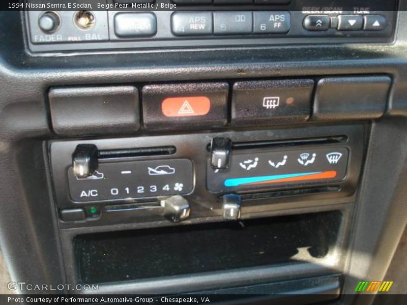 Beige Pearl Metallic / Beige 1994 Nissan Sentra E Sedan