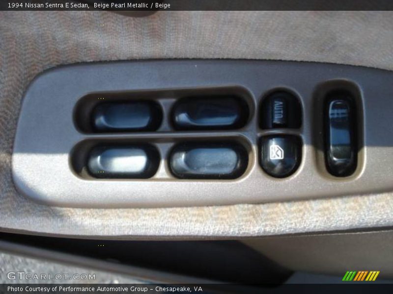 Beige Pearl Metallic / Beige 1994 Nissan Sentra E Sedan