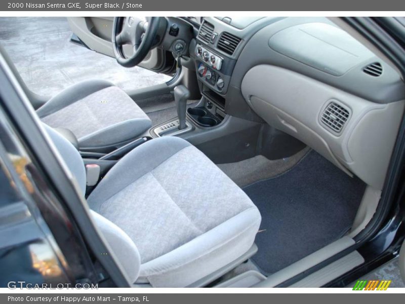 Super Black / Stone 2000 Nissan Sentra GXE