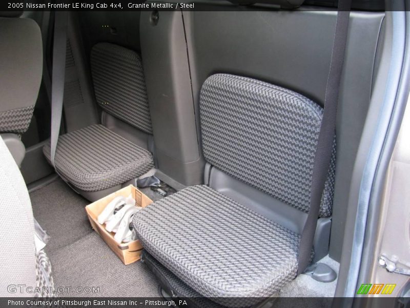 Granite Metallic / Steel 2005 Nissan Frontier LE King Cab 4x4
