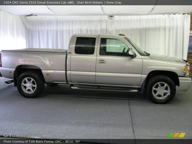 Silver Birch Metallic / Stone Gray 2004 GMC Sierra 1500 Denali Extended Cab AWD