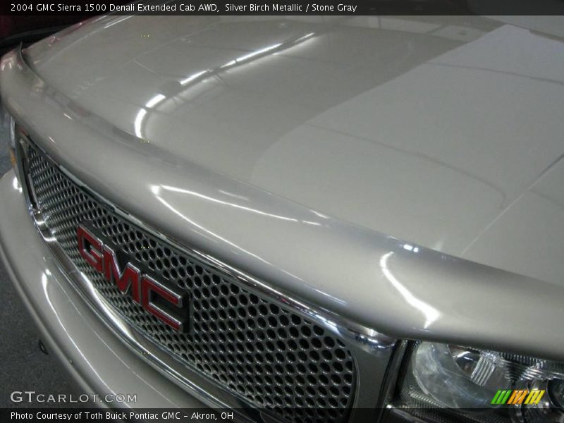 Silver Birch Metallic / Stone Gray 2004 GMC Sierra 1500 Denali Extended Cab AWD