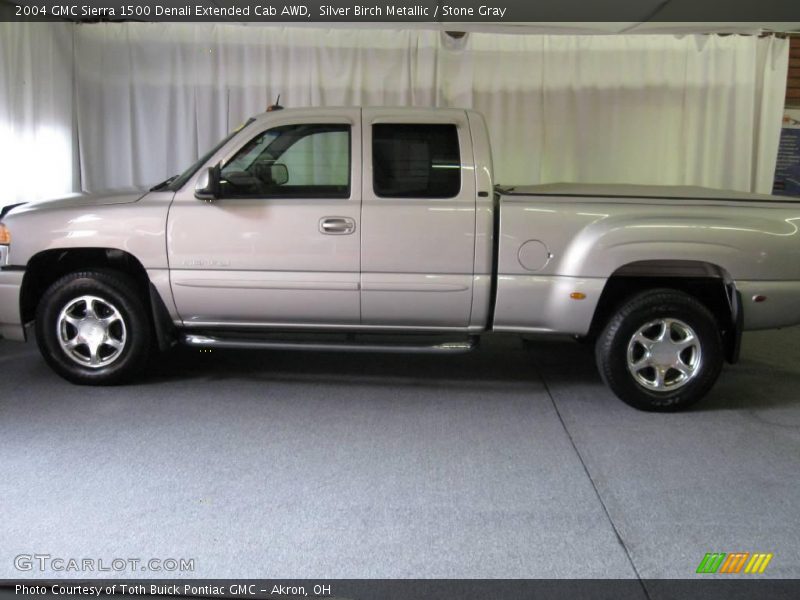 Silver Birch Metallic / Stone Gray 2004 GMC Sierra 1500 Denali Extended Cab AWD