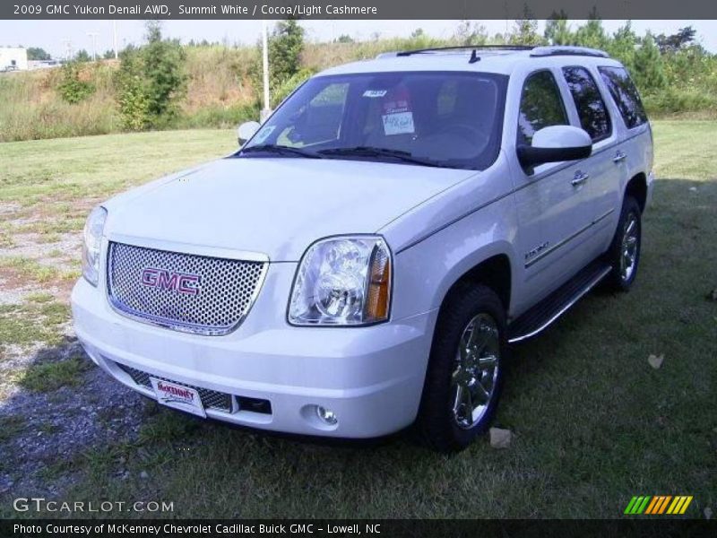 Summit White / Cocoa/Light Cashmere 2009 GMC Yukon Denali AWD
