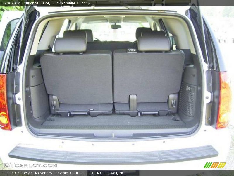 Summit White / Ebony 2009 GMC Yukon SLT 4x4