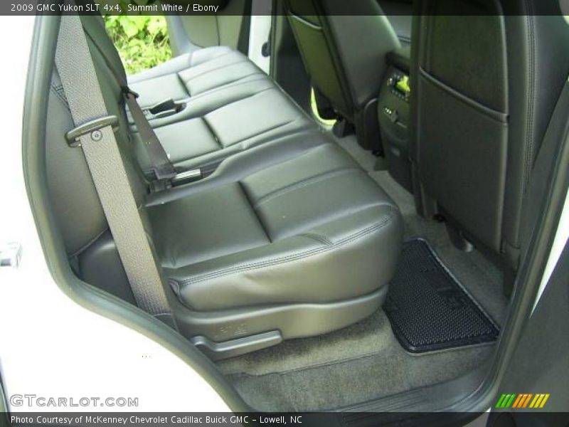 Summit White / Ebony 2009 GMC Yukon SLT 4x4