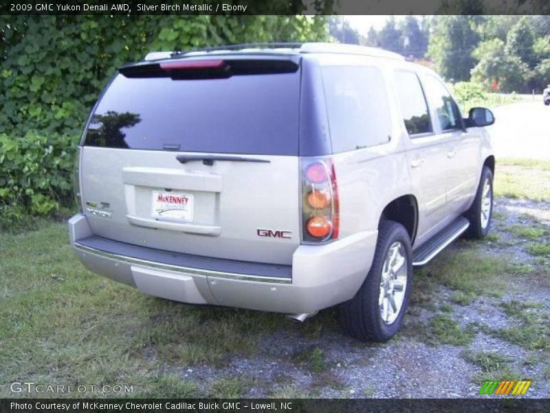 Silver Birch Metallic / Ebony 2009 GMC Yukon Denali AWD