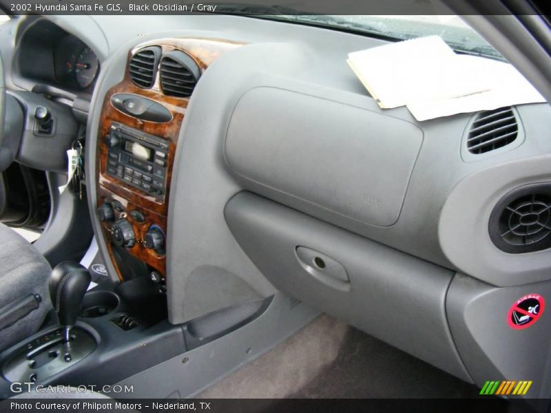 Black Obsidian / Gray 2002 Hyundai Santa Fe GLS