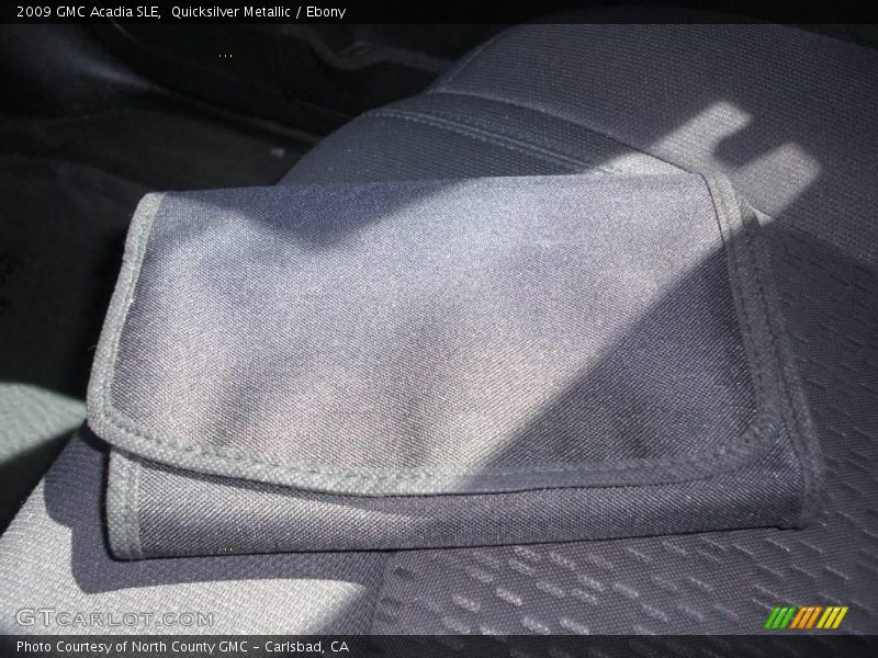 Quicksilver Metallic / Ebony 2009 GMC Acadia SLE