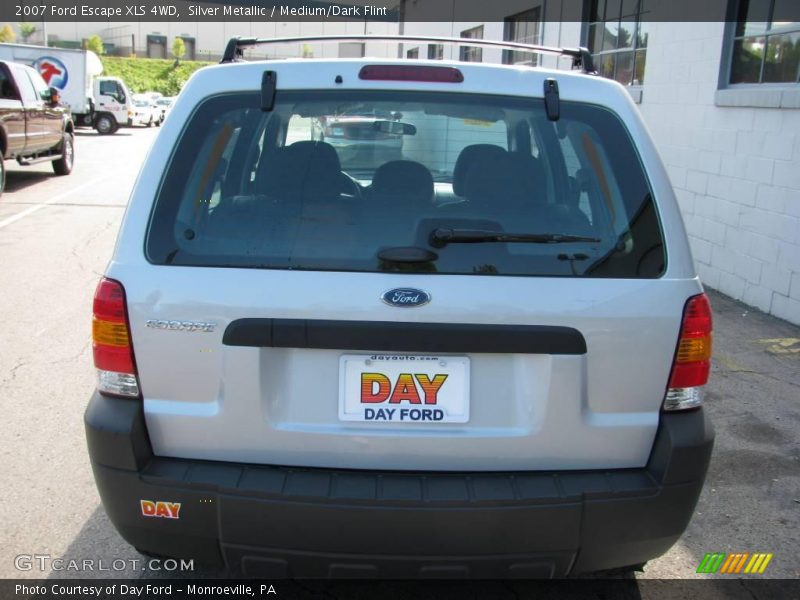 Silver Metallic / Medium/Dark Flint 2007 Ford Escape XLS 4WD