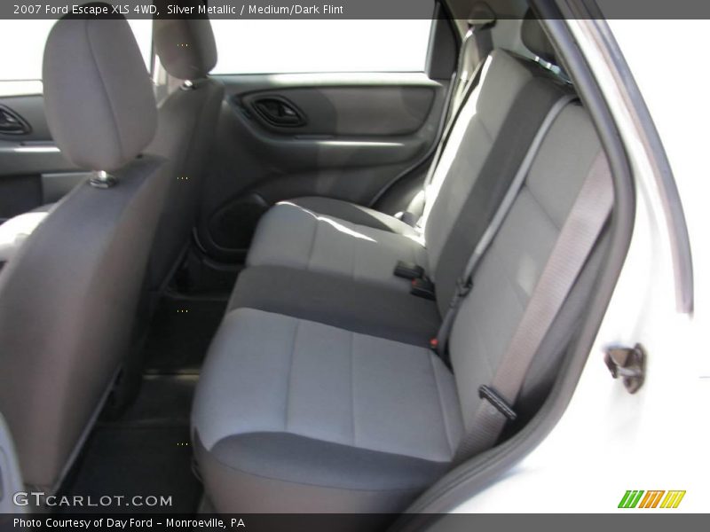 Silver Metallic / Medium/Dark Flint 2007 Ford Escape XLS 4WD