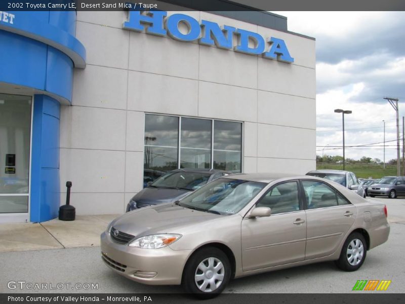 Desert Sand Mica / Taupe 2002 Toyota Camry LE