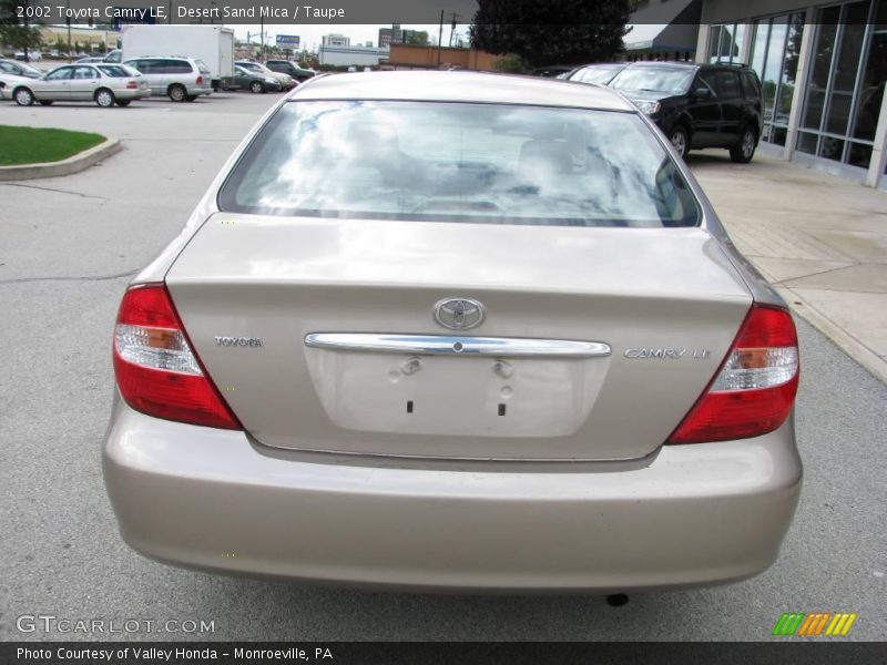 Desert Sand Mica / Taupe 2002 Toyota Camry LE