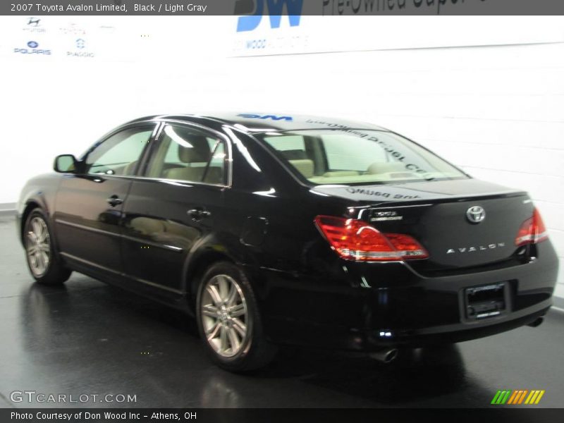 Black / Light Gray 2007 Toyota Avalon Limited