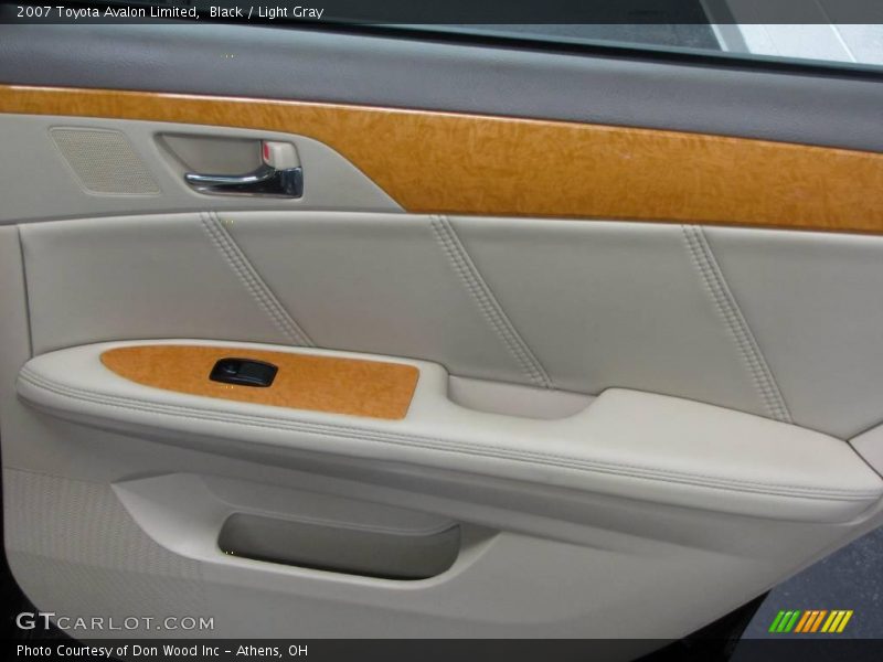 Black / Light Gray 2007 Toyota Avalon Limited