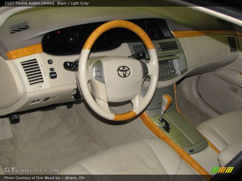 Black / Light Gray 2007 Toyota Avalon Limited