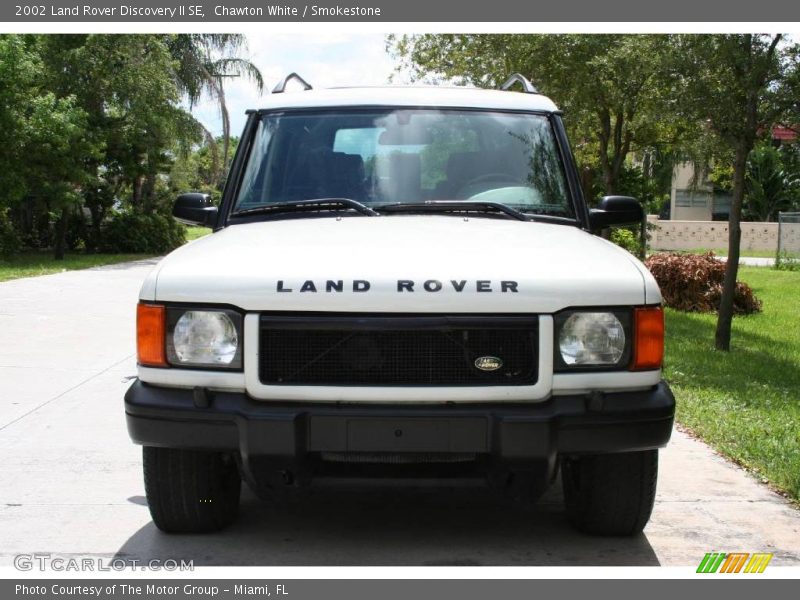 Chawton White / Smokestone 2002 Land Rover Discovery II SE