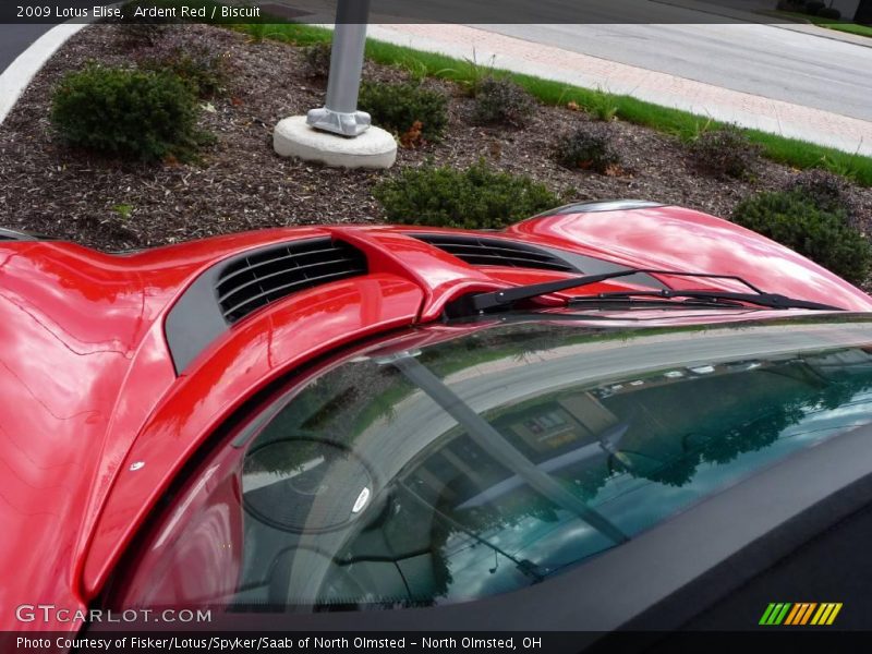 Ardent Red / Biscuit 2009 Lotus Elise