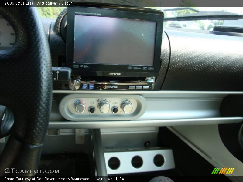 Arctic Silver / Biscuit 2006 Lotus Elise