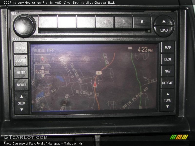 Silver Birch Metallic / Charcoal Black 2007 Mercury Mountaineer Premier AWD