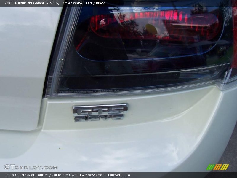 Dover White Pearl / Black 2005 Mitsubishi Galant GTS V6