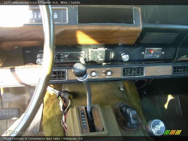  1976 Scout II Traveler 4x4 3 Speed Automatic Shifter