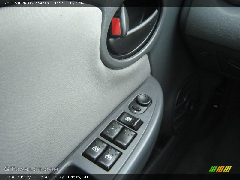 Pacific Blue / Gray 2005 Saturn ION 2 Sedan